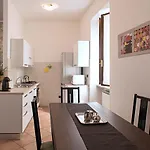 דירה Cortile Del Forno Nel Centro Storico ארונה