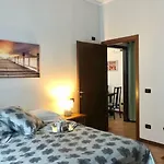 Cortile Del Forno Nel Centro Storico * ארונה