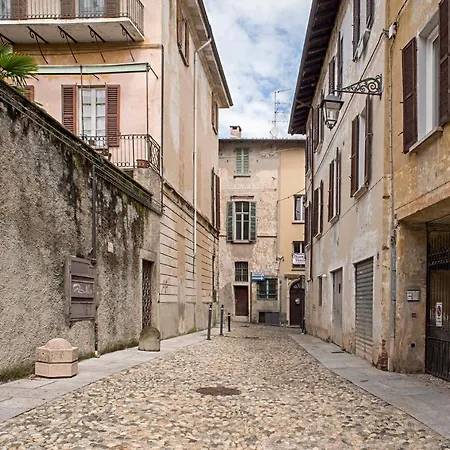 Apartament Cortile Del Forno Nel Centro Storico Arona