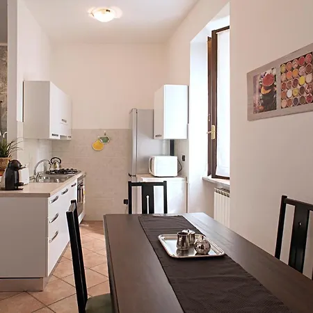 Apartament Cortile Del Forno Nel Centro Storico Arona