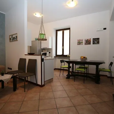Lejlighed Cortile Del Forno Nel Centro Storico Arona